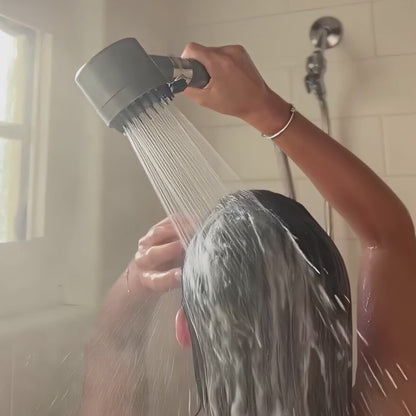 Transformez votre peau, vos cheveux et votre douche avec Aquapure™